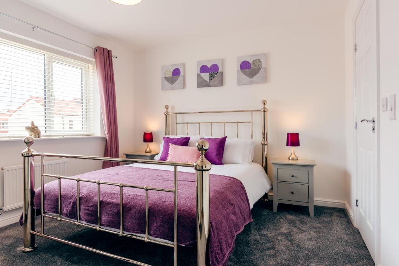 Oakley - Large, Elegant, Dog Friendly & Parking Villa Whitby Esterno foto