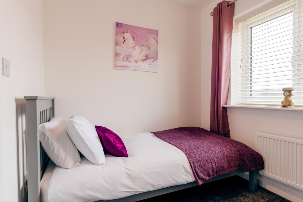 Oakley - Large, Elegant, Dog Friendly & Parking Villa Whitby Esterno foto