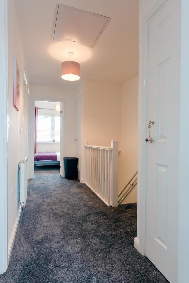 Oakley - Large, Elegant, Dog Friendly & Parking Villa Whitby Esterno foto