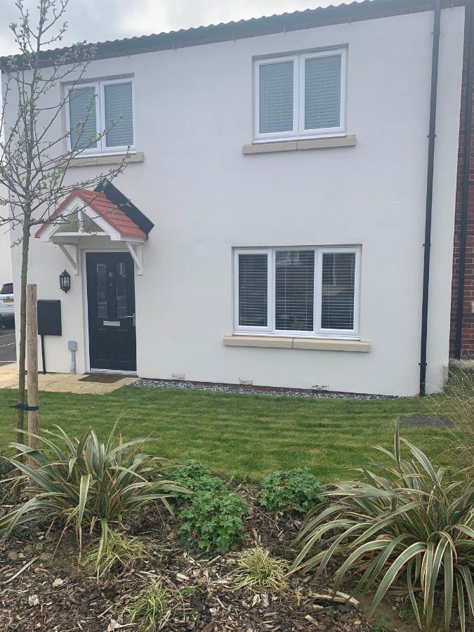 Oakley - Large, Elegant, Dog Friendly & Parking Villa Whitby Esterno foto